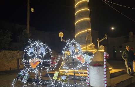 20241216_184009 Foto allestimento natalizio Piazza Castello